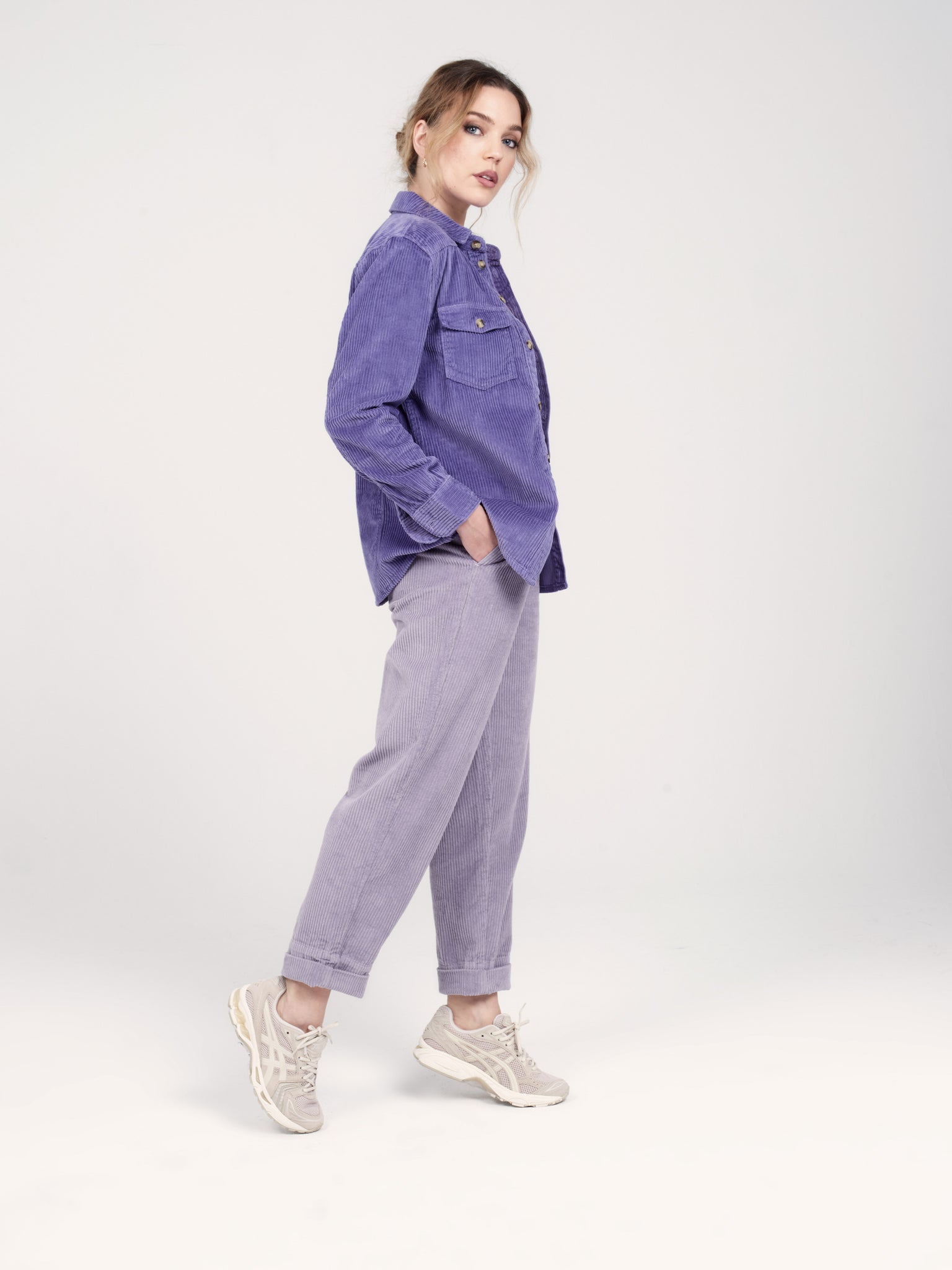 Jean mom confort flax grey en velours FRANCE